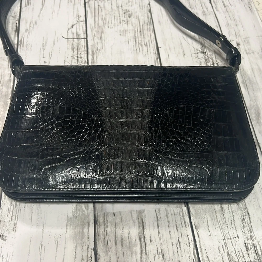 N/A vintage black